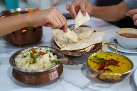 Indian-cuisine-with-naan-bread-and-dal-curry