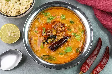 dal-tadka-dish-served-in-a bowl